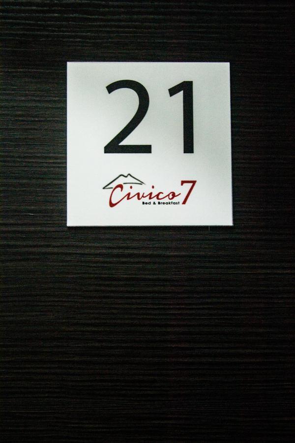 Civico 7 Bed & Breakfast Napoli Ngoại thất bức ảnh